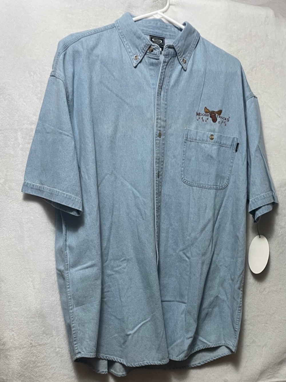 Vintage 90s Ouray Sportswear by SCI Men’s Denim Shirt  XL Embroidered Wildlife